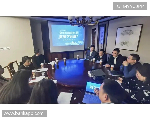 南京羽毛球队与西安羽毛球队赛后复盘分析意识与战术对决的深度探讨
