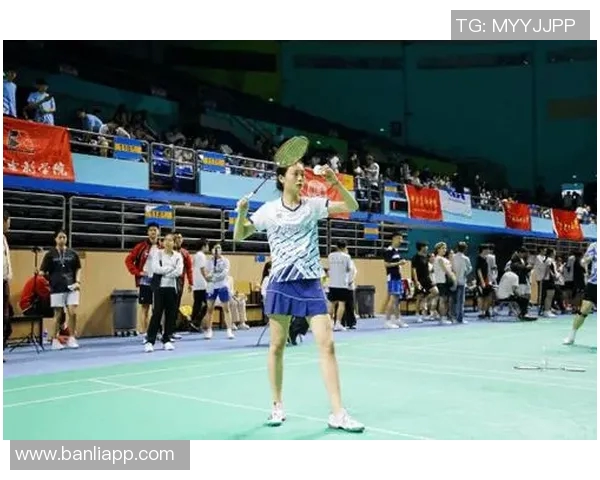 北京羽毛球队在杯赛中的速度表现分析与战术探讨 北京羽毛球队在杯赛中的速度表现分析与战术探讨