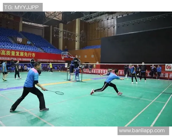 对话杨军：回顾篮球生涯的辉煌与挑战与梦想的追逐之路