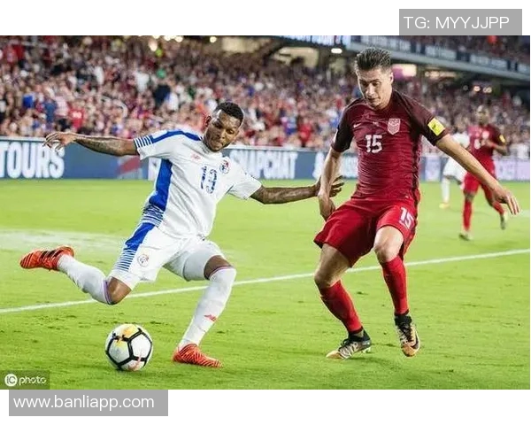 世预选激战美国队迎战巴拿马队争夺晋级名额的关键之战