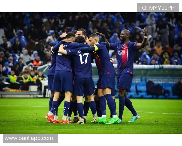 巴黎圣日耳曼与甘队精彩对决全场录像回放分析与精彩瞬间总结 巴黎圣日耳曼与甘队精彩对决全场录像回放分析与精彩瞬间总结