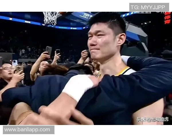 胡金秋在CBA赛场的崛起与挑战解析他如何成为篮球界的新星与未来希望 胡金秋在CBA赛场的崛起与挑战解析他如何成为篮球界的新星与未来希望