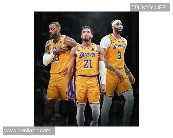 多诺万米切尔引领球队崛起展现超级球星风采与领导力