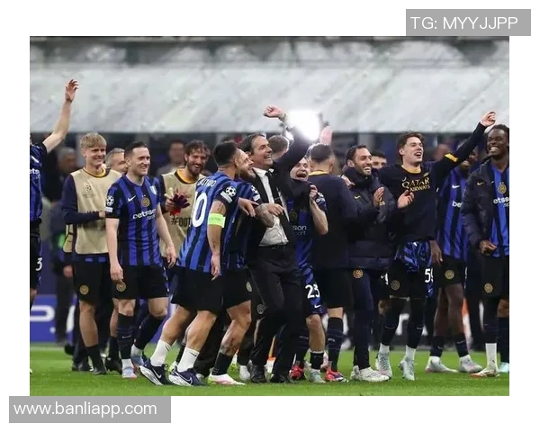 巴塞罗那与国际米兰激战在即球迷期待精彩对决与战术较量