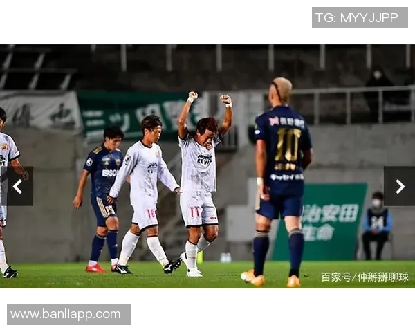 山口雷诺法迎战福冈黄蜂全力争胜展现球队实力与斗志