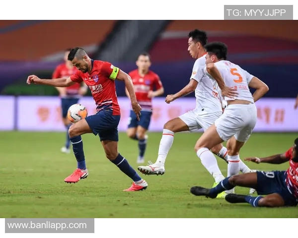 武汉卓尔迎战中优期待精彩对决两队争夺胜利展现足球魅力