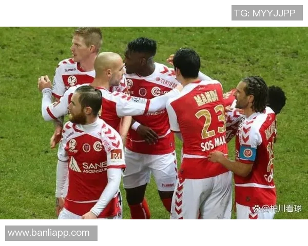 法甲焦点战昂热迎战兰斯双方争夺关键积分展现精彩对决