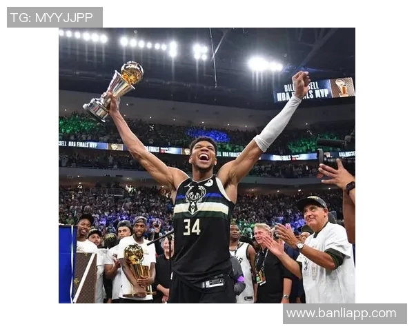 2020年NBA常规赛雄鹿队与雷霆队精彩对决回顾与分析