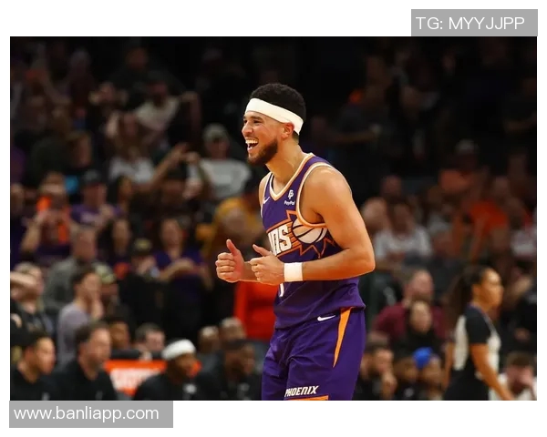 德文布克带领太阳队冲击NBA总冠军的梦想与挑战 德文布克带领太阳队冲击NBA总冠军的梦想与挑战