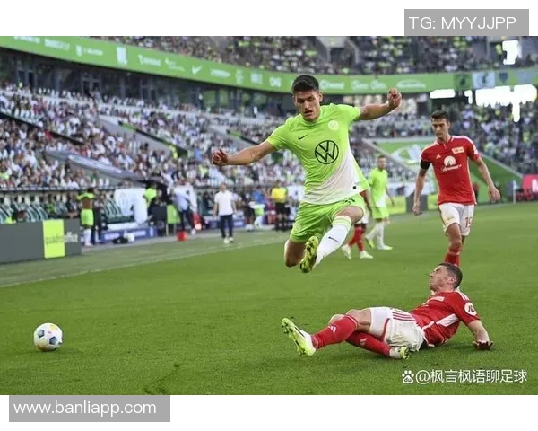 罗马主场迎战沃尔夫斯堡期待精彩对决双方争夺欧战资格赛晋级机会