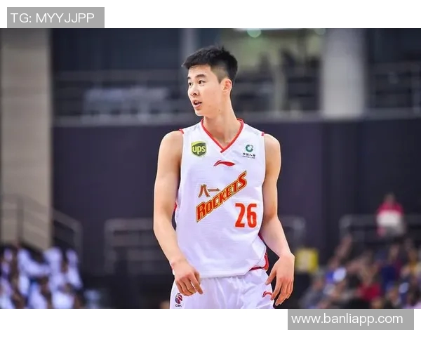 郭昊文:从篮球新星到职业生涯的崭新篇章探索与挑战并存的成长之路 郭昊文:从篮球新星到职业生涯的崭新篇章探索与挑战并存的成长之路