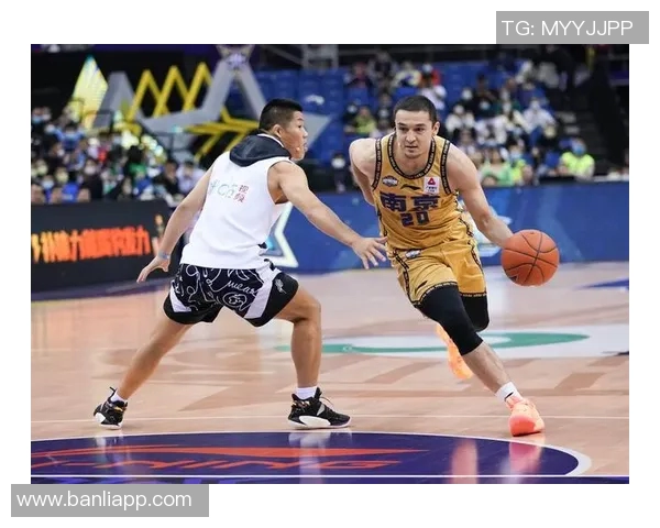 CBA南方明星与北方明星激情对决展现篮球魅力与团队精神