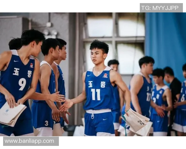 北京篮球队在冠军赛中的耐力表现分析与战术探讨 北京篮球队在冠军赛中的耐力表现分析与战术探讨