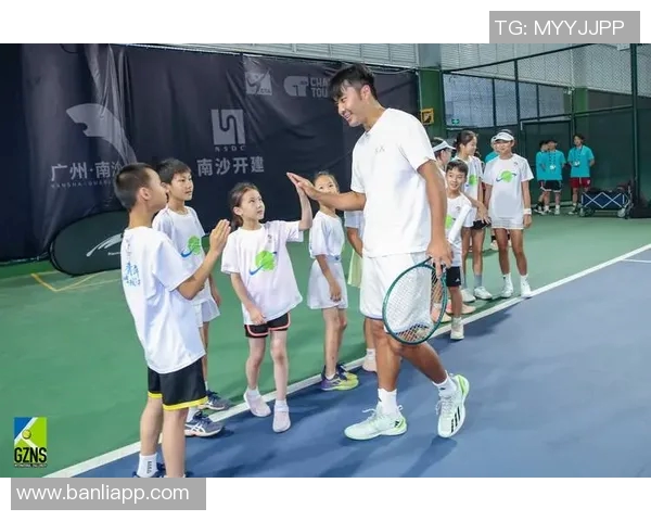 广州网球队团队协作引发热议球员间配合与沟通问题亟待解决MBA