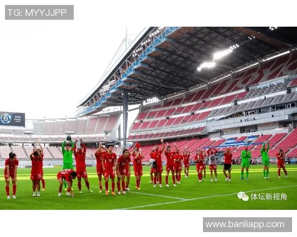 庆南与浦项激战正酣比分揭晓引发球迷热议 庆南与浦项激战正酣比分揭晓引发球迷热议