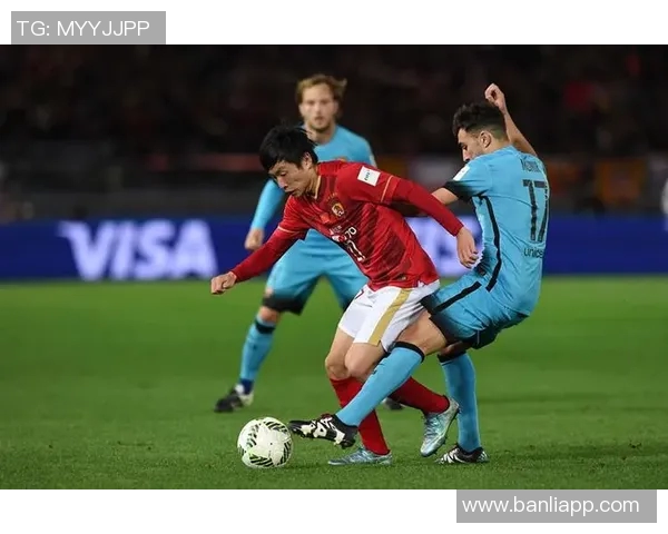 恒大与巴萨精彩对决集锦回顾球迷不容错过的精彩瞬间 恒大与巴萨精彩对决集锦回顾球迷不容错过的精彩瞬间