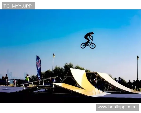 深圳极限运动队在世界街舞大赛中的精彩表现与比赛经验深度点评 深圳极限运动队在世界街舞大赛中的精彩表现与比赛经验深度点评